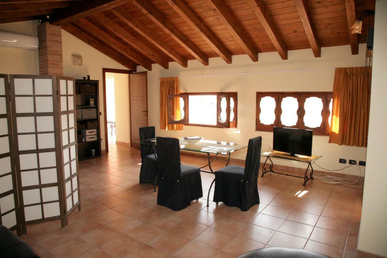 L'Isola Felice Apartment Монсеррато Екстер'єр фото