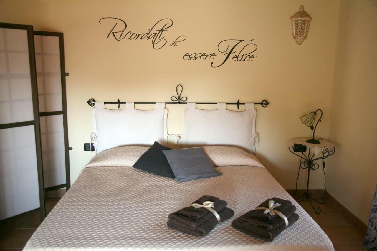 L'Isola Felice Apartment Монсеррато Екстер'єр фото