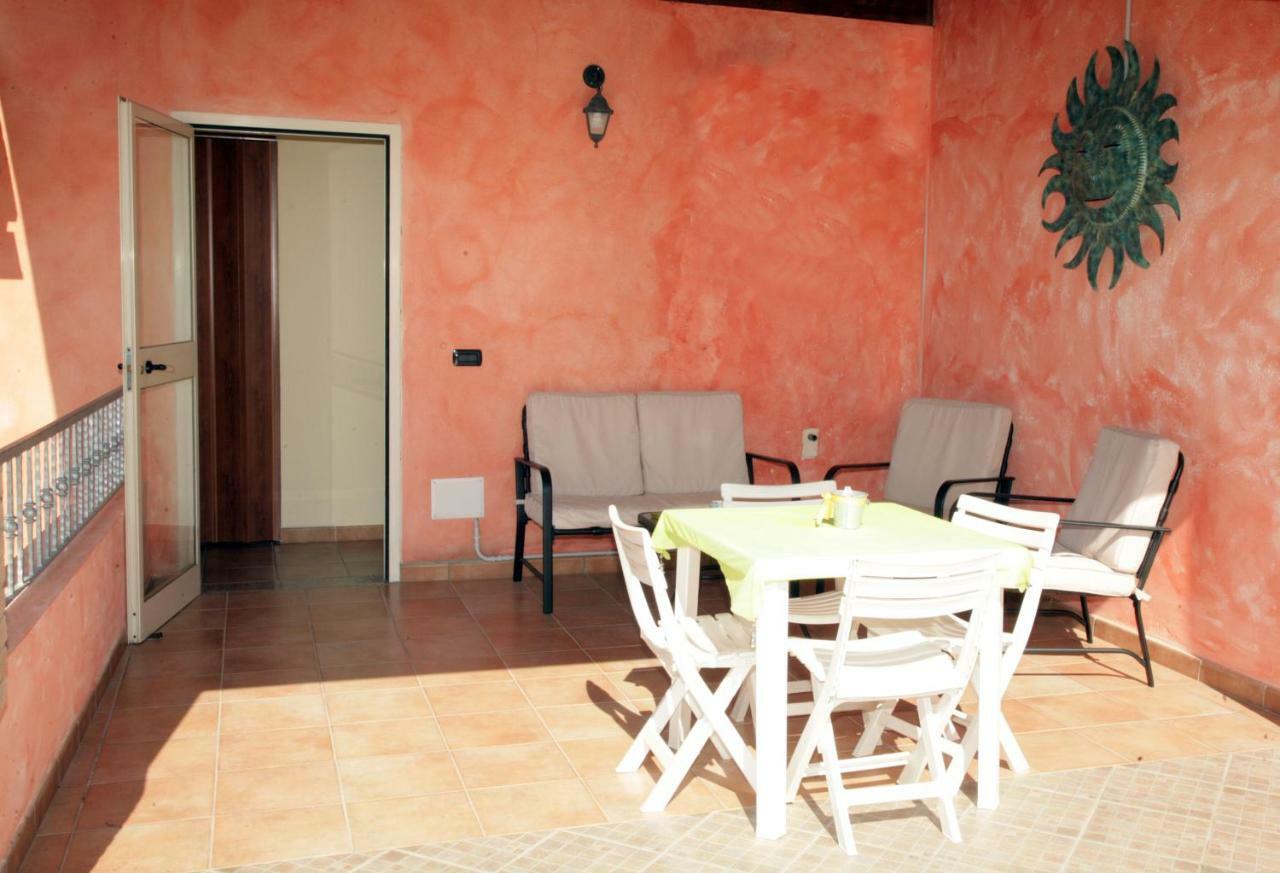 L'Isola Felice Apartment Монсеррато Екстер'єр фото